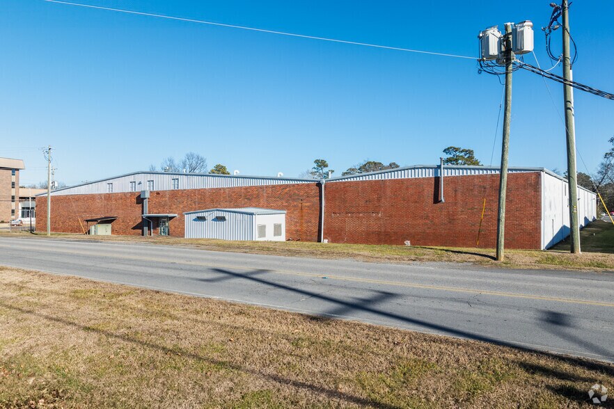 188 S Industrial Blvd, Calhoun, GA à louer - Photo principale – Image 1 sur 20
