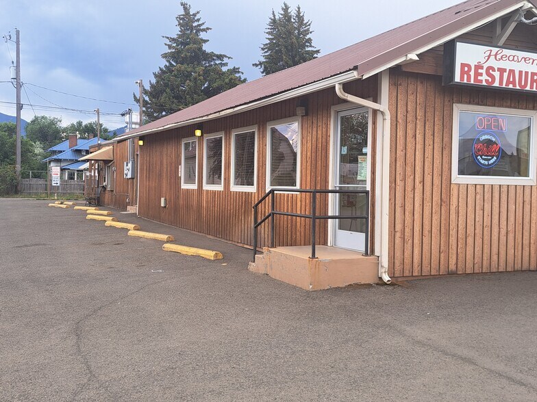500 W North St, Enterprise, OR à vendre - Photo de l’immeuble – Image 2 sur 26
