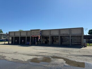 Plus de détails pour 2206 W Springfield Ave, Champaign, IL - Local commercial à louer