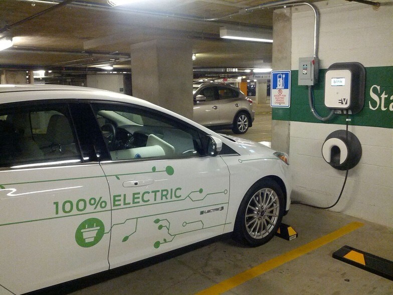 4445 Willard Ave, Chevy Chase, MD à louer - Photo intérieure – Image 3 sur 13