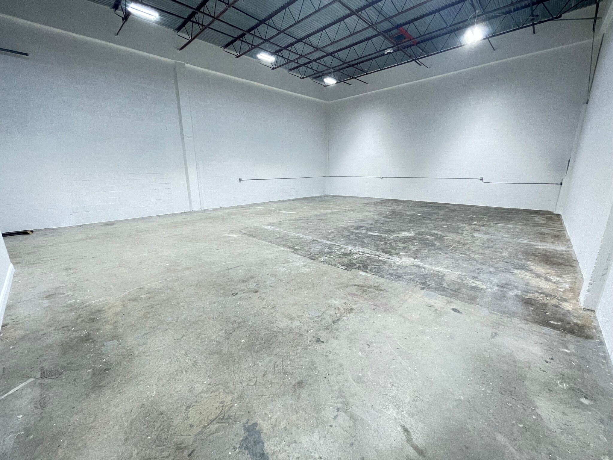 7950-7966 NW 14th St, Miami, FL à louer Photo intérieure– Image 1 sur 9