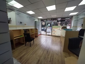 279-295 Edgware Rd, Londres à louer Photo intérieure– Image 2 sur 2