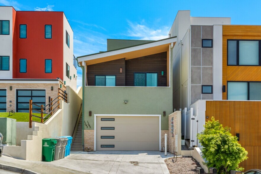 1243-1245 Van Nuys St, San Diego, CA à vendre - Photo de l’immeuble – Image 2 sur 14
