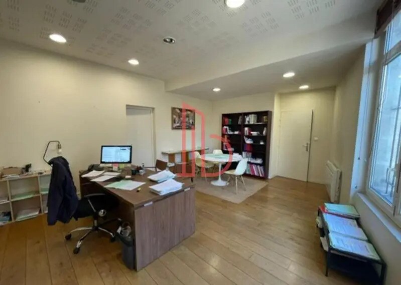 Bureau dans Bordeaux à louer - Photo intérieure – Image 2 sur 6