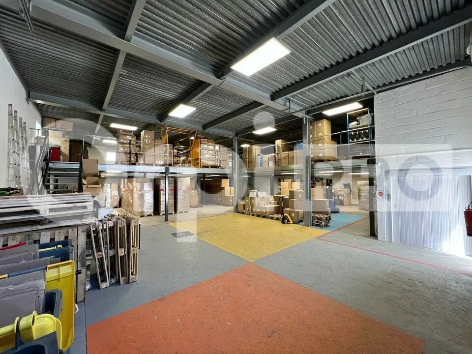 Local d'activités dans Saulx-les-Chartreux à vendre Photo de l’immeuble– Image 1 sur 14