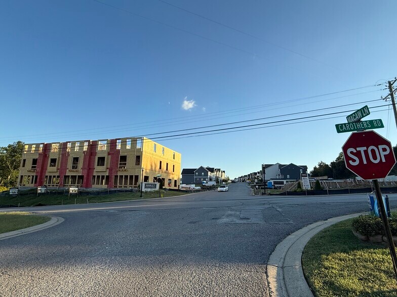 101 Oasis Dr, La Vergne, TN à vendre - Photo de l’immeuble – Image 2 sur 3