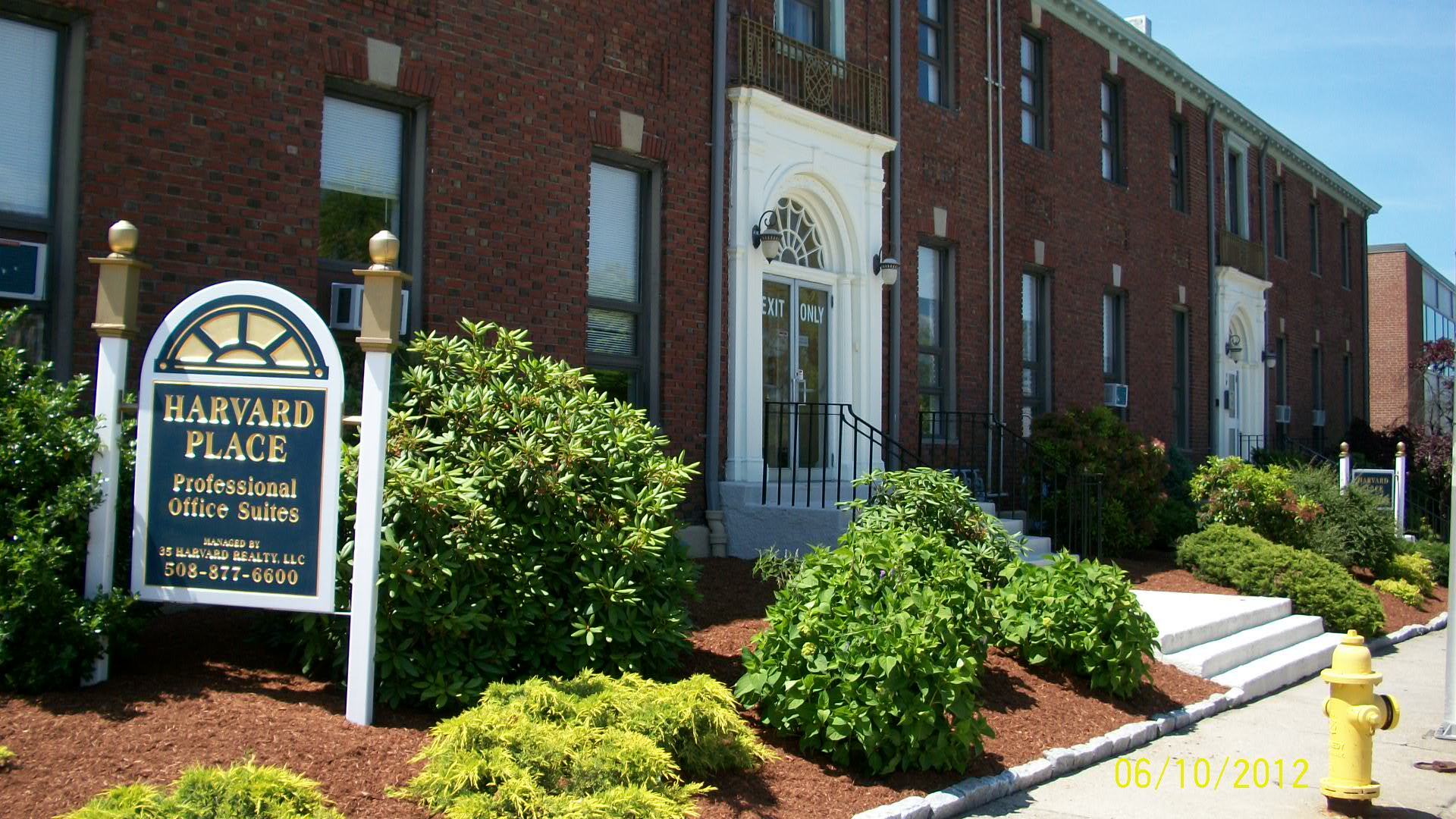 35 Harvard St, Worcester, MA à louer Photo intérieure– Image 1 sur 15