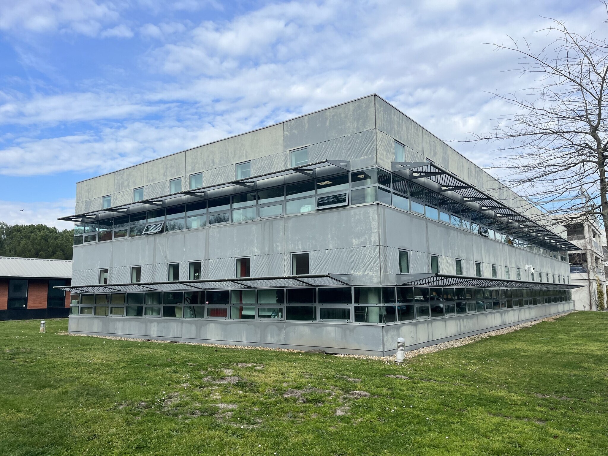 Bureau dans Mérignac à louer Photo de l’immeuble– Image 1 sur 10