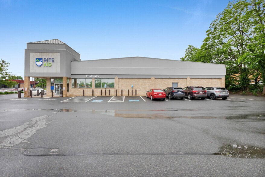 1781 Stefko Blvd, Bethlehem, PA à louer - Photo de l’immeuble – Image 2 sur 59