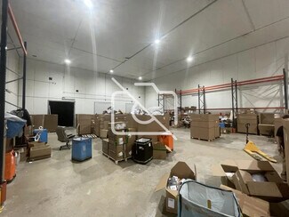 Plus de détails pour Industriel/Logistique à louer