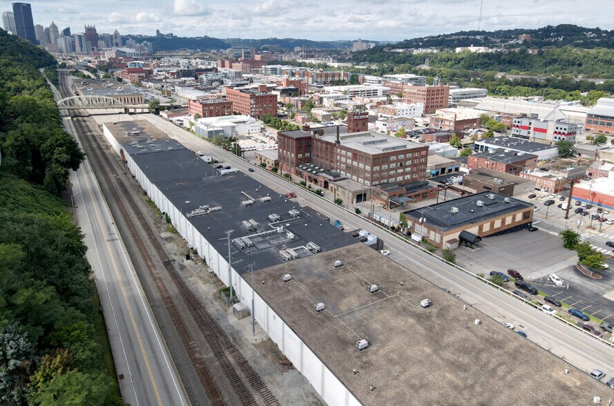 2900-3190 Sassafras Way, Pittsburgh, PA à louer - Photo de l’immeuble – Image 2 sur 3