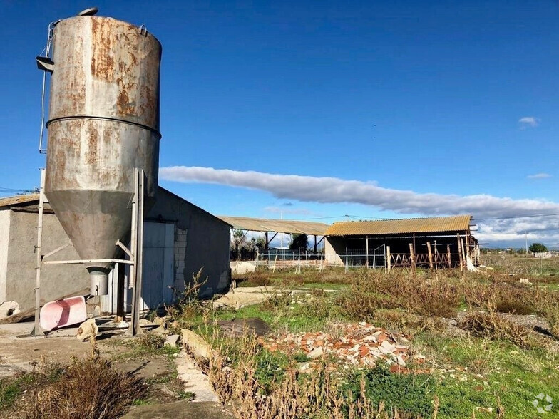 Industriel/Logistique dans San Sebastián de los Reyes, Madrid à vendre - Photo de l’immeuble – Image 2 sur 18