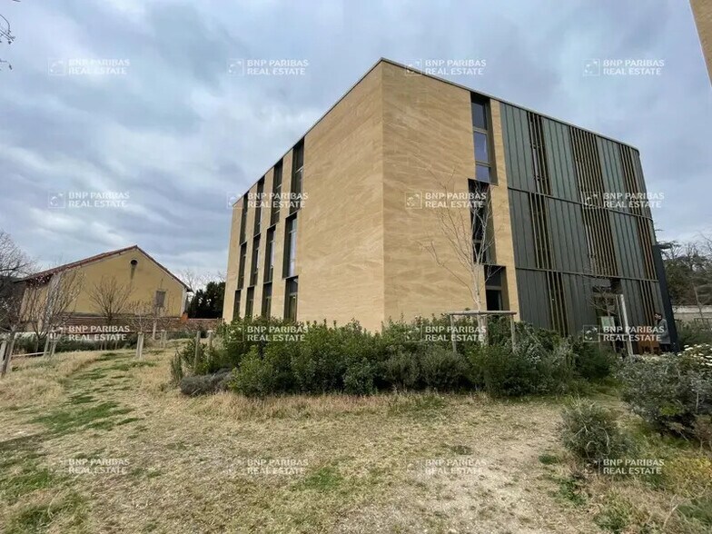 Bureau dans Aix-en-Provence à louer - Photo de l’immeuble – Image 2 sur 14