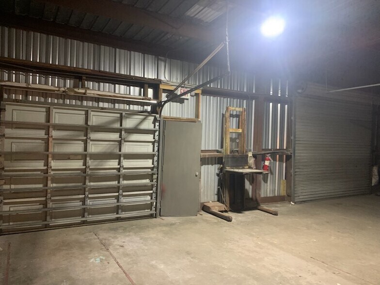 5306 W Commerce St, Tampa, FL à louer - Photo intérieure – Image 2 sur 5