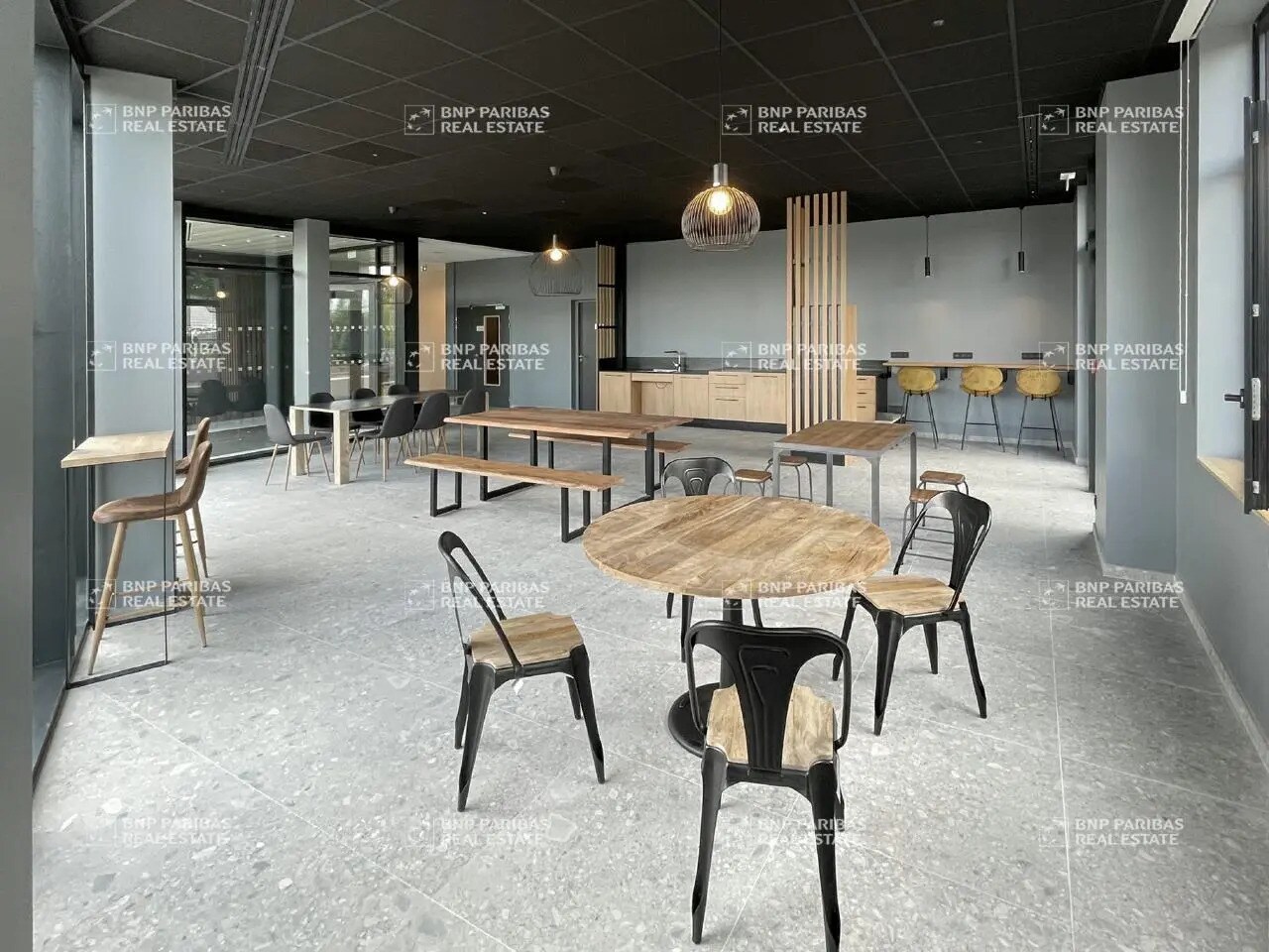 Bureau dans Tours à louer Photo de l’immeuble– Image 1 sur 24