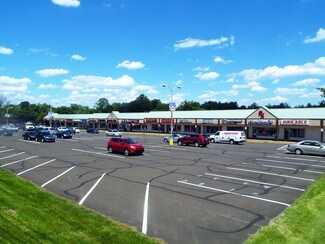 Plus de détails pour 205-265 2nd Street Pike, Southampton, PA - Local commercial à louer