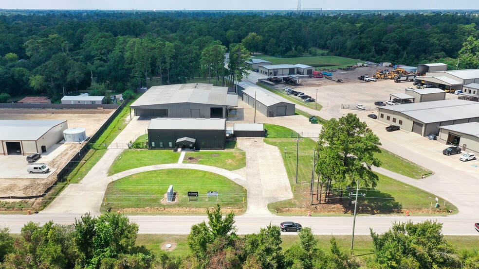 23609 W Hardy Rd, Spring, TX à louer - Photo de l’immeuble – Image 2 sur 15