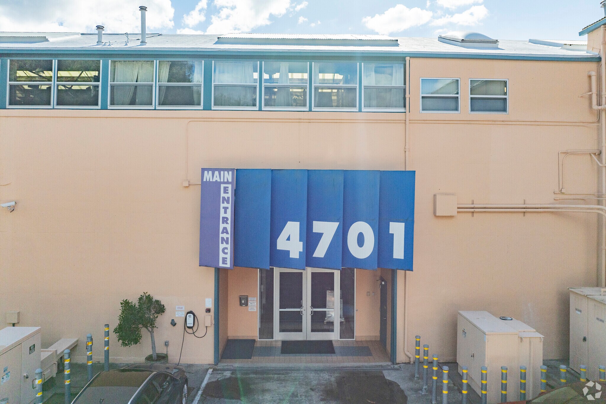 4701 Doyle St, Emeryville, CA à louer Photo principale– Image 1 sur 4