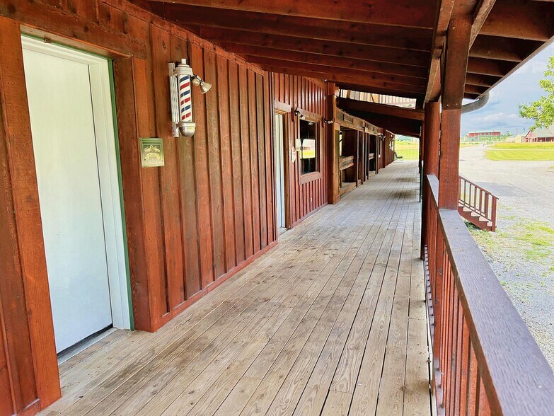 6753 E 620 Rd, Locust Grove, OK à vendre - Photo de l’immeuble – Image 2 sur 85