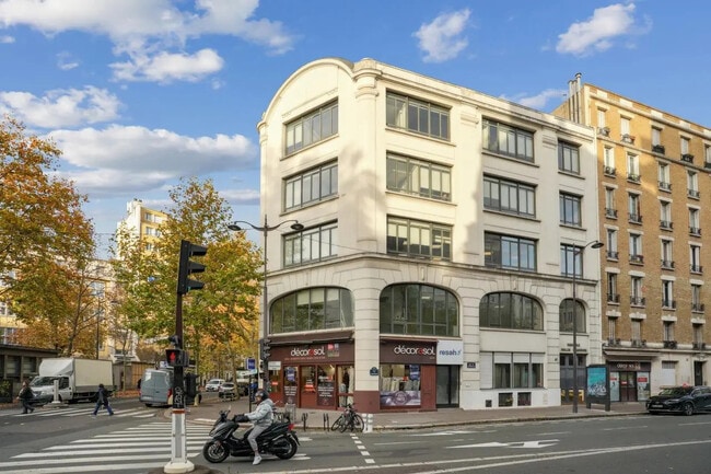 Plus de détails pour Bureau à louer