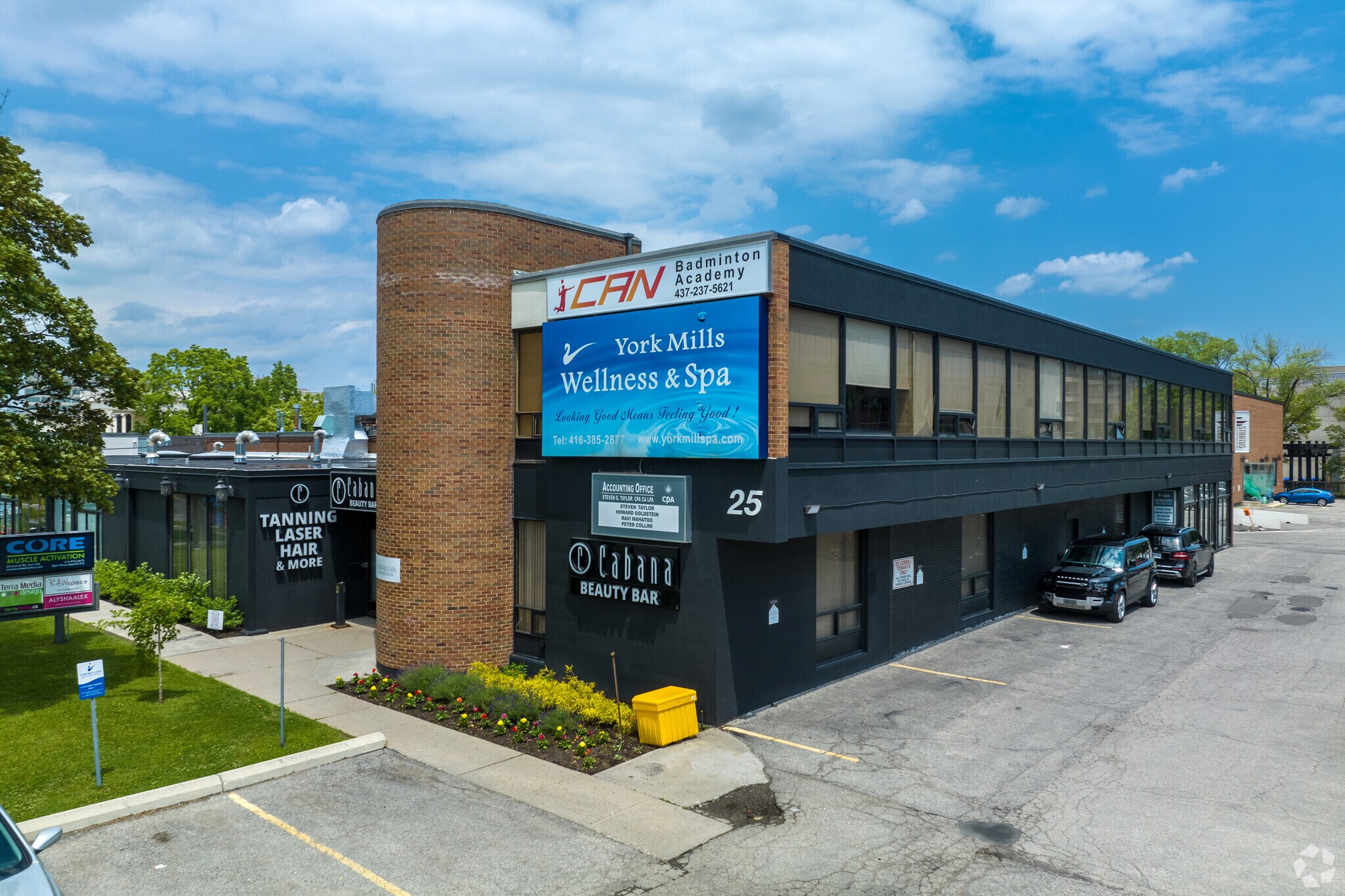 25 Lesmill Rd, Toronto, ON à louer Photo principale– Image 1 sur 3