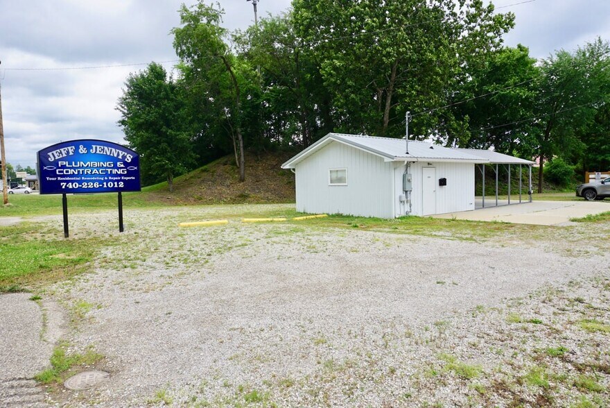 301 W Emmitt Ave, Waverly, OH à vendre - Photo de l’immeuble – Image 1 sur 9