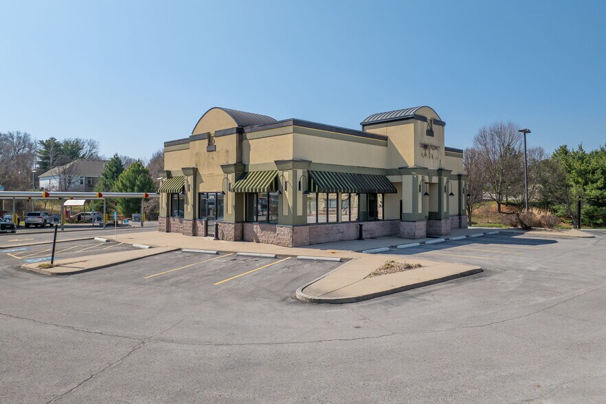 3114 N Belt Hwy, Saint Joseph, MO à vendre - Photo de l’immeuble – Image 3 sur 39