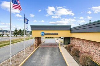 Plus de détails pour 21700 West Rd, Woodhaven, MI - Hôtellerie à vendre