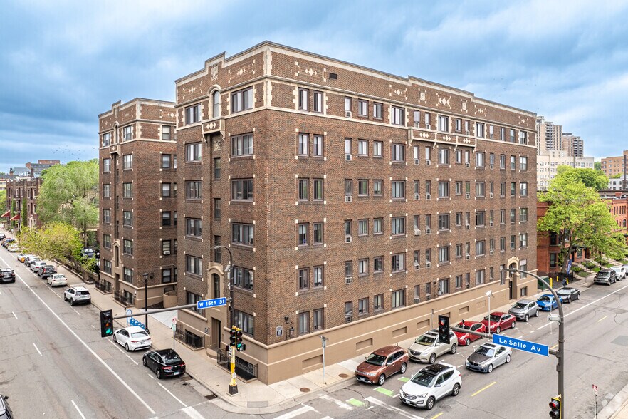 1500 LaSalle Ave, Minneapolis, MN à vendre - Photo principale – Image 1 sur 37