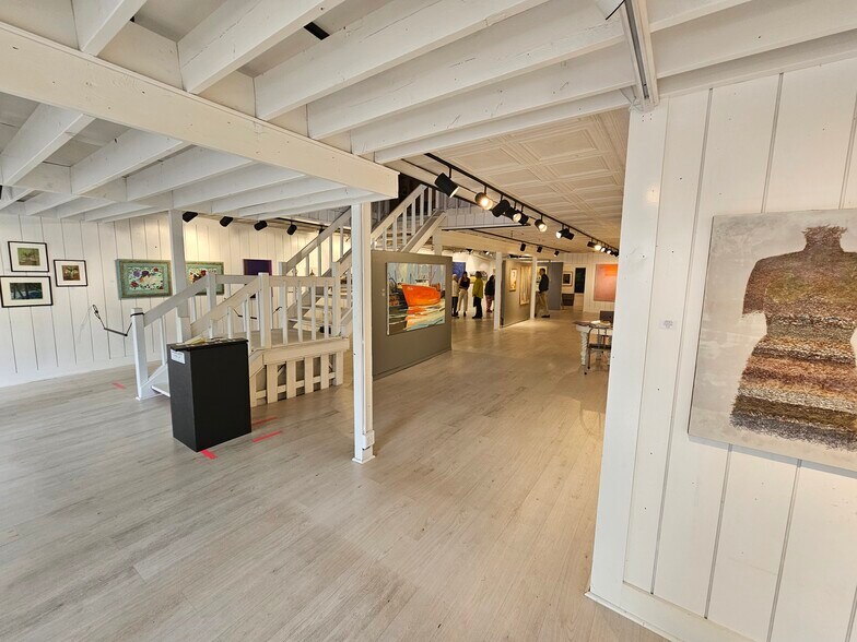 41 Main St, Edgartown, MA à vendre - Photo de l’immeuble – Image 3 sur 17