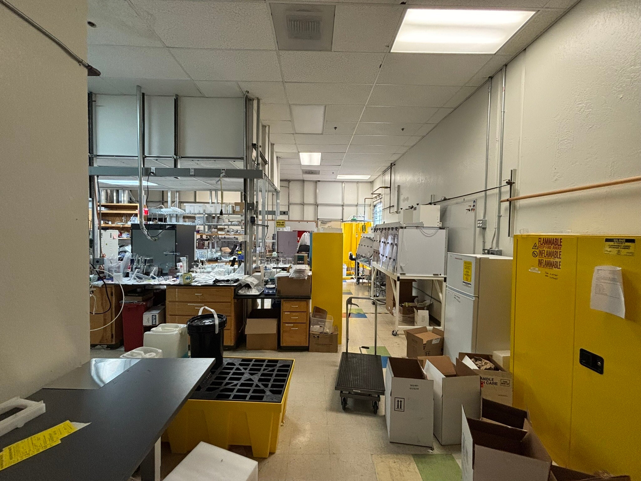 1230 Bordeaux Dr, Sunnyvale, CA à louer Photo intérieure– Image 1 sur 14