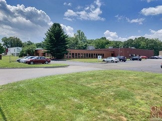 Plus de détails pour 135 N Plains Industrial Rd, Wallingford, CT - Local d'activités à louer