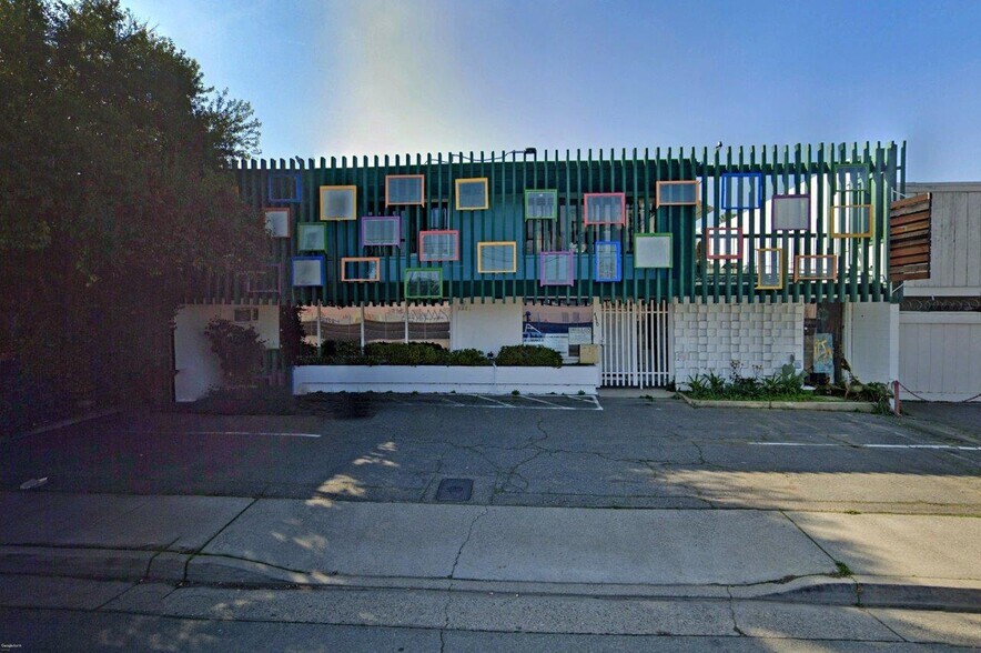 4330 24th St, Sacramento, CA à vendre - Photo de l’immeuble – Image 2 sur 8