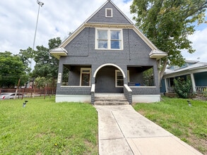 801 E Quincy St, San Antonio, TX à louer Photo intérieure– Image 1 sur 19