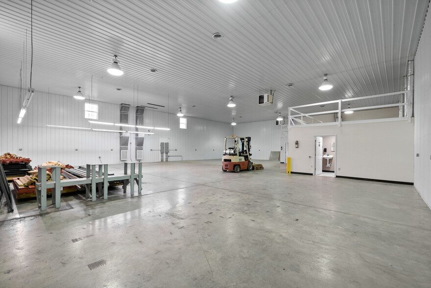 1799 Alpine Dr, Clarksville, TN à louer - Photo de l’immeuble – Image 3 sur 47