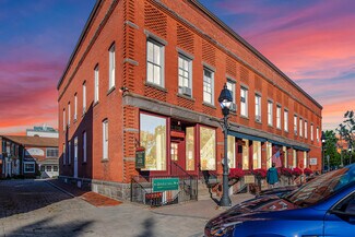 Plus de détails pour 3 West St, Litchfield, CT - Local commercial à vendre