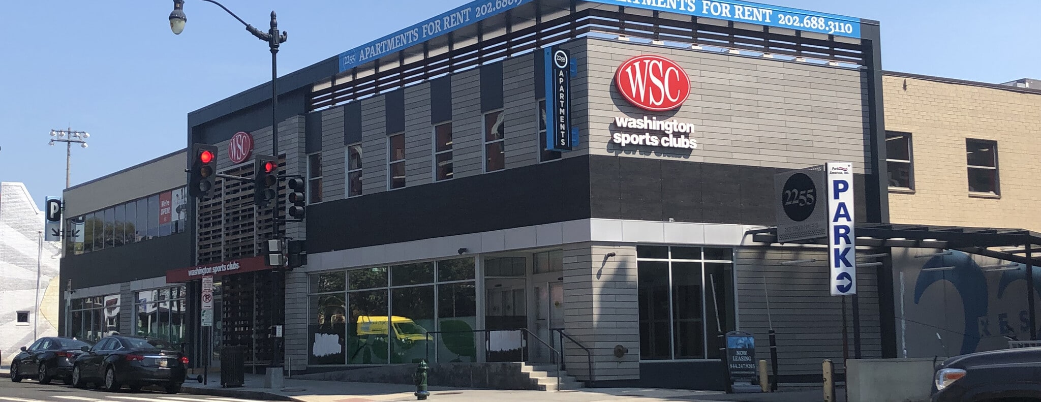 2251-2255 Wisconsin Ave NW, Washington, DC à louer Photo de l’immeuble– Image 1 sur 5