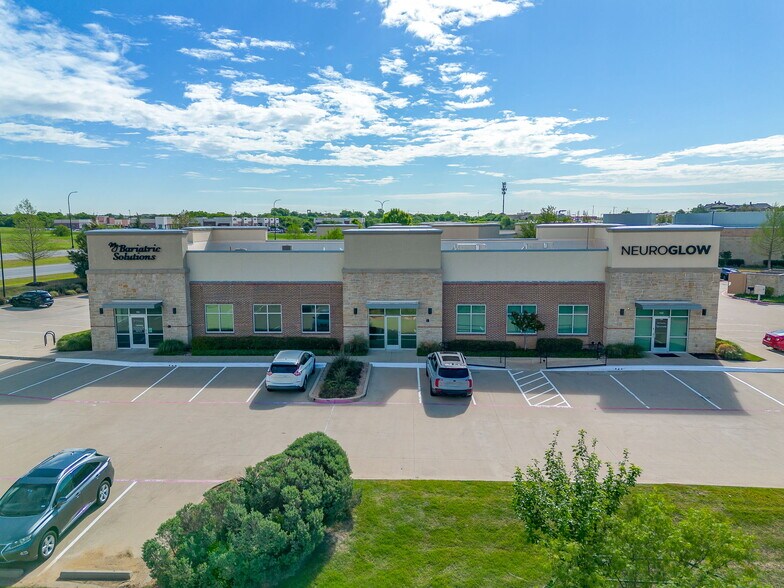 3100 N Tarrant Pky, Fort Worth, TX à louer - Photo de l’immeuble – Image 2 sur 19