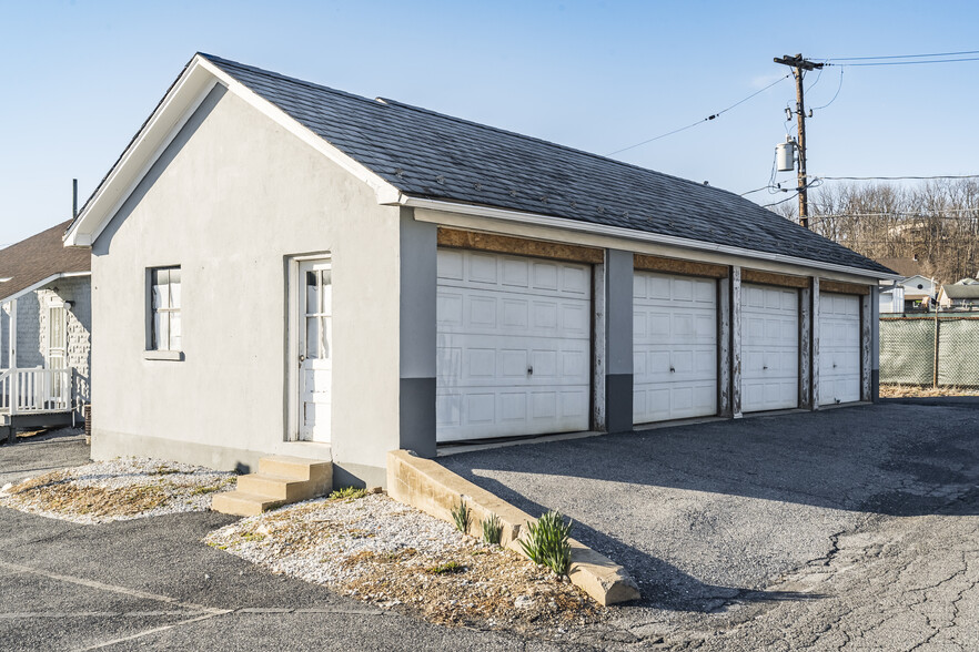 117 E Main St, Bath, PA à louer - Photo de l’immeuble – Image 3 sur 10