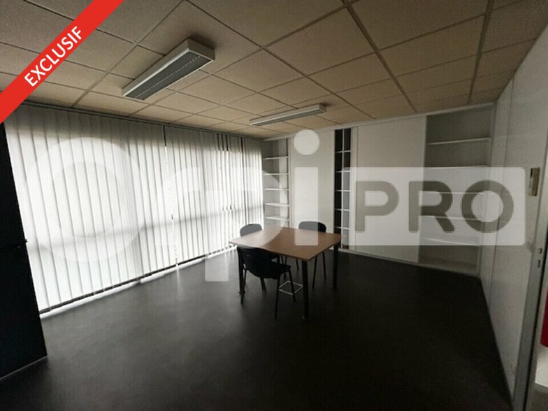 Bureau dans Compiègne à louer - Photo intérieure – Image 1 sur 8