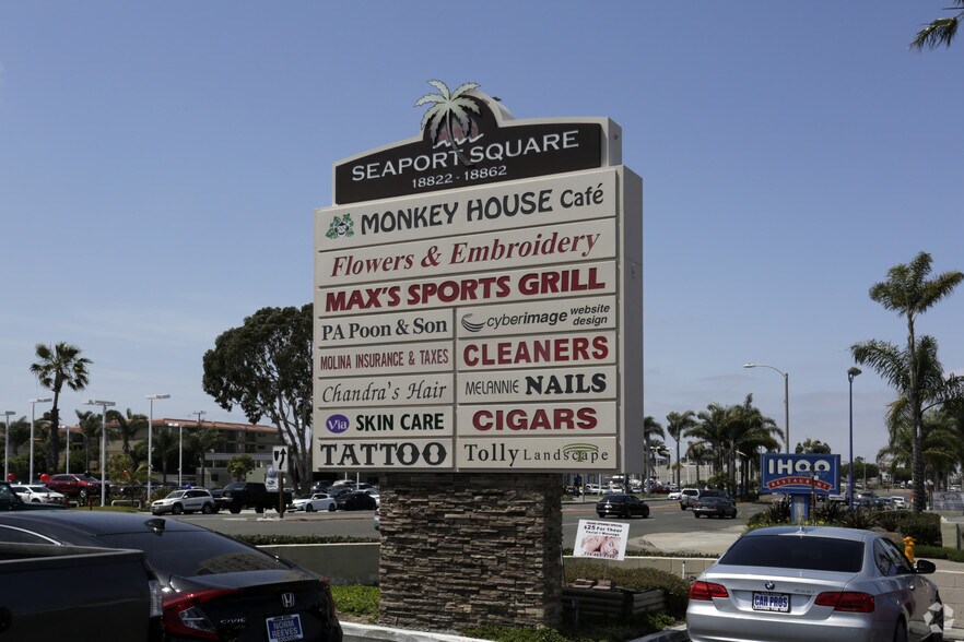 18822 Beach Blvd, Huntington Beach, CA à louer - Photo de l’immeuble – Image 3 sur 4