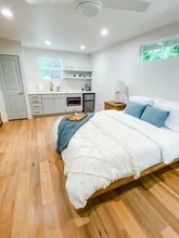 2503 E Cesar Chavez St, Austin, TX à louer Photo intérieure– Image 1 sur 9