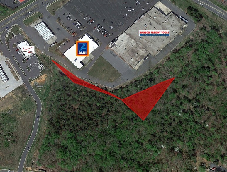 1330 E Dixie Dr, Asheboro, NC à vendre - Photo principale – Image 1 sur 1