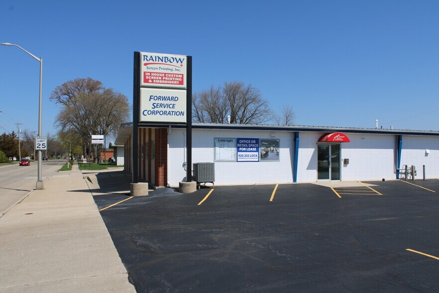 223 N Seymour St, Fond Du Lac, WI à louer - Photo de l’immeuble – Image 2 sur 8