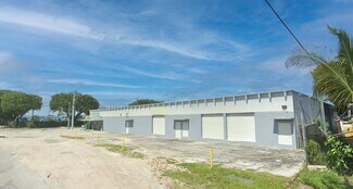 Plus de détails pour 6599 NW 74th Ave, Miami, FL - Industriel/Logistique à louer