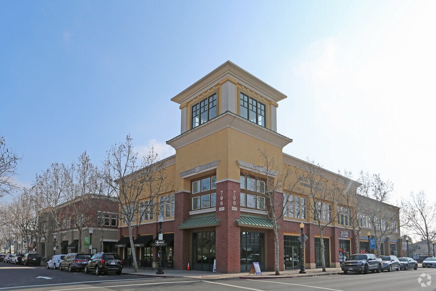 700 Main St, Suisun City, CA à vendre - Photo de l’immeuble – Image 2 sur 6