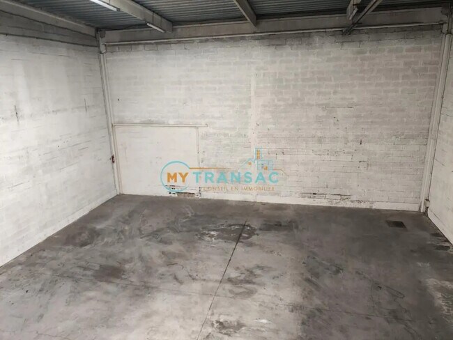 Plus de détails pour Industriel/Logistique à louer