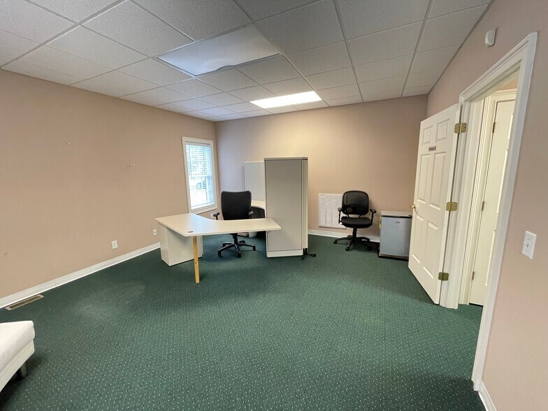3523 Pelham Rd, Greenville, SC à louer - Photo de l’immeuble – Image 2 sur 10