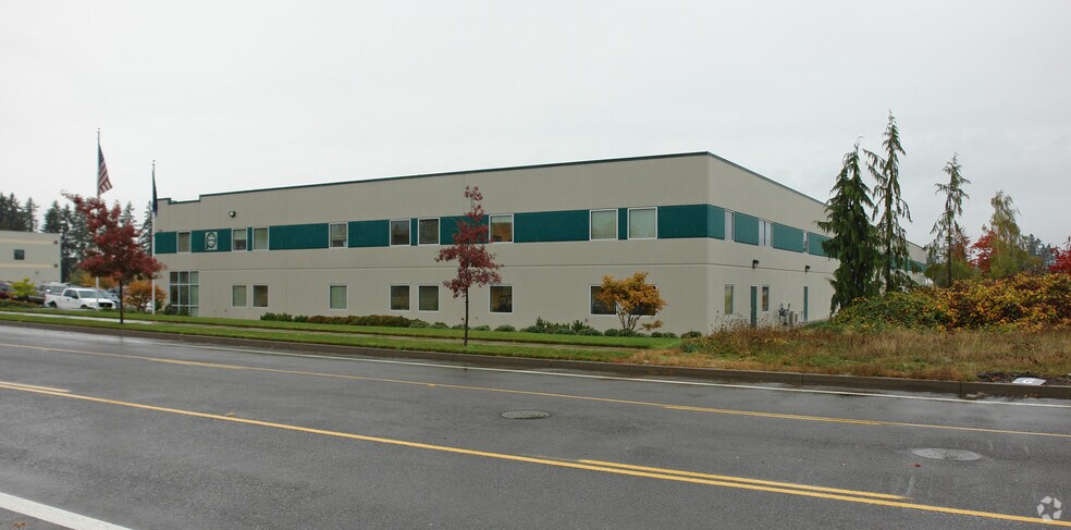310 S Sequoia Pky, Canby, OR à vendre - Photo de l’immeuble – Image 2 sur 6