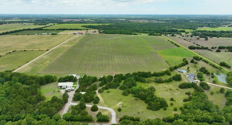 383 Bucksnort Rd, Van Alstyne, TX à vendre - Photo principale – Image 1 sur 5